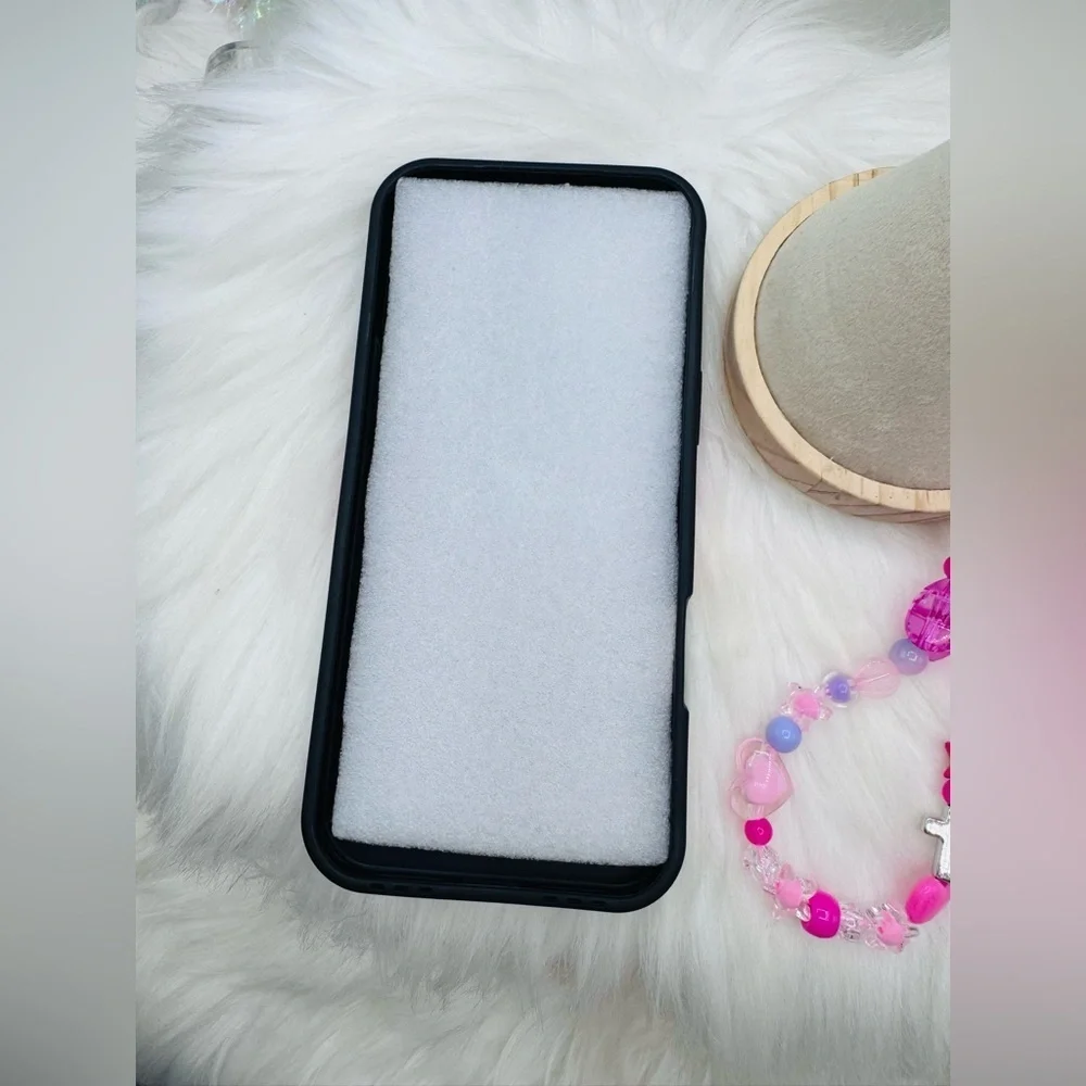 Vibrant Pink Tiger Graphic Themed iPhone 17 Pro Max Case with pink Beaded Strap